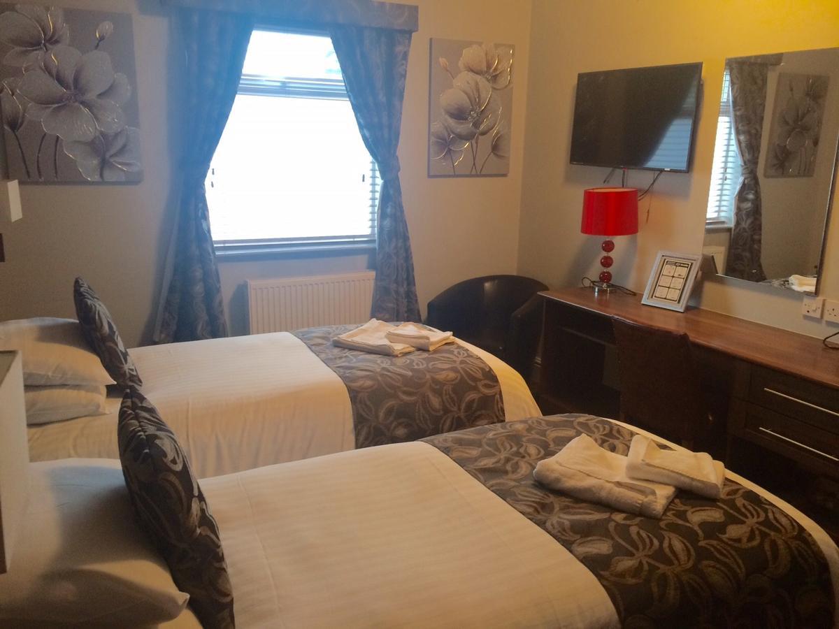 The Griffin Inn St Helens  Dış mekan fotoğraf