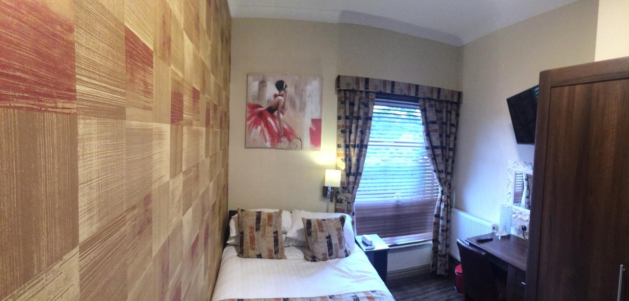 The Griffin Inn St Helens  Dış mekan fotoğraf
