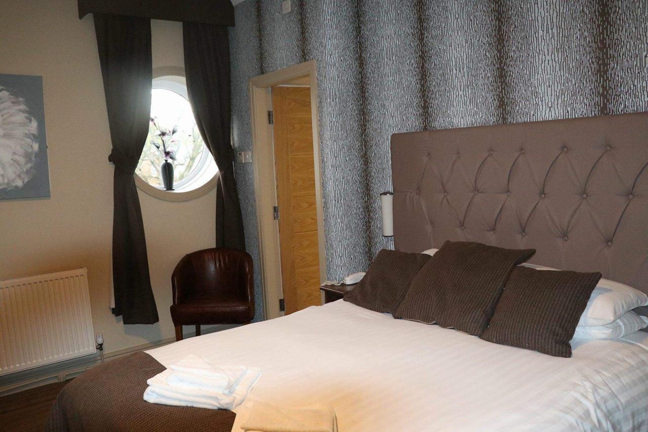 The Griffin Inn St Helens  Dış mekan fotoğraf