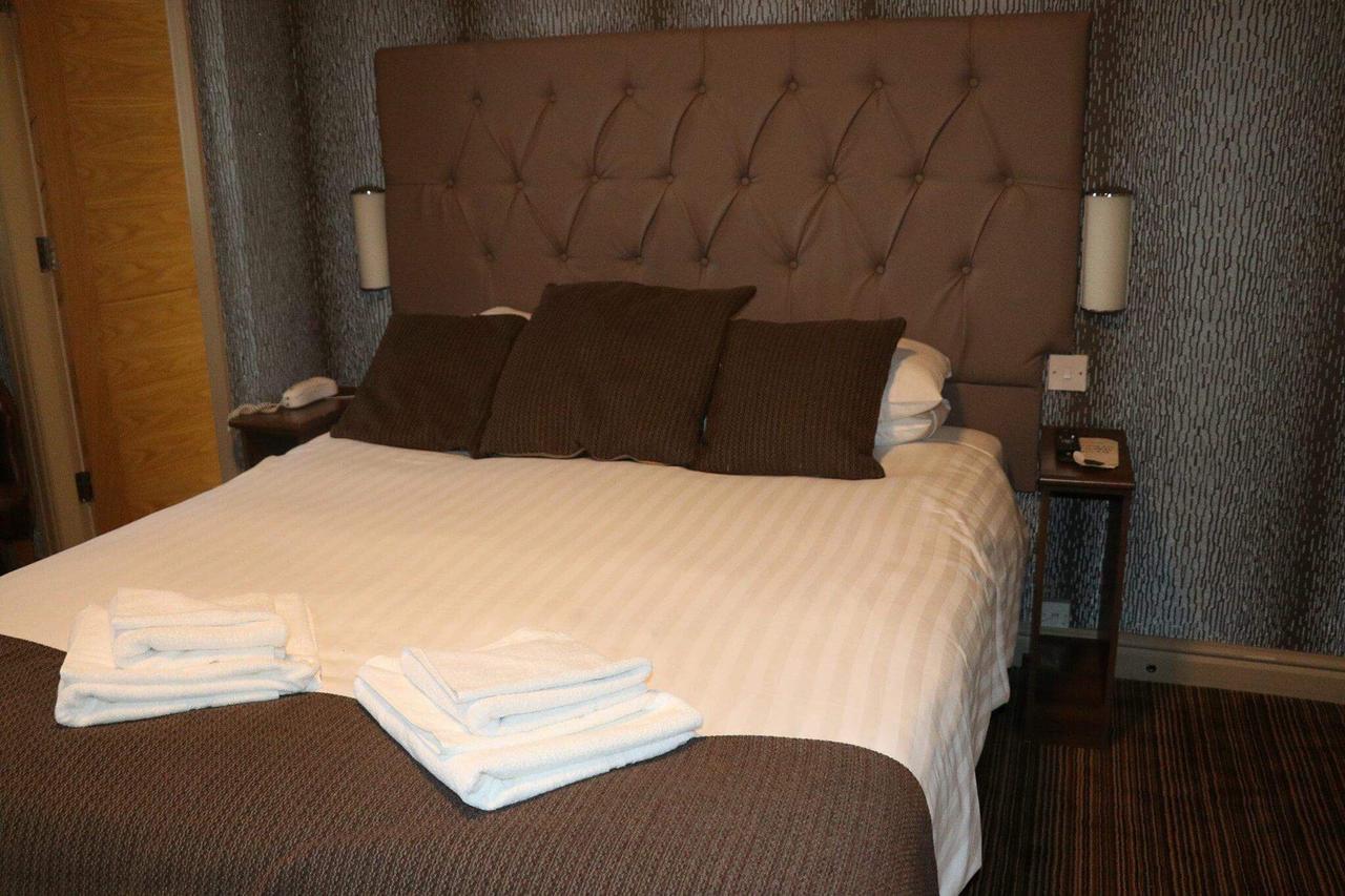 The Griffin Inn St Helens  Dış mekan fotoğraf