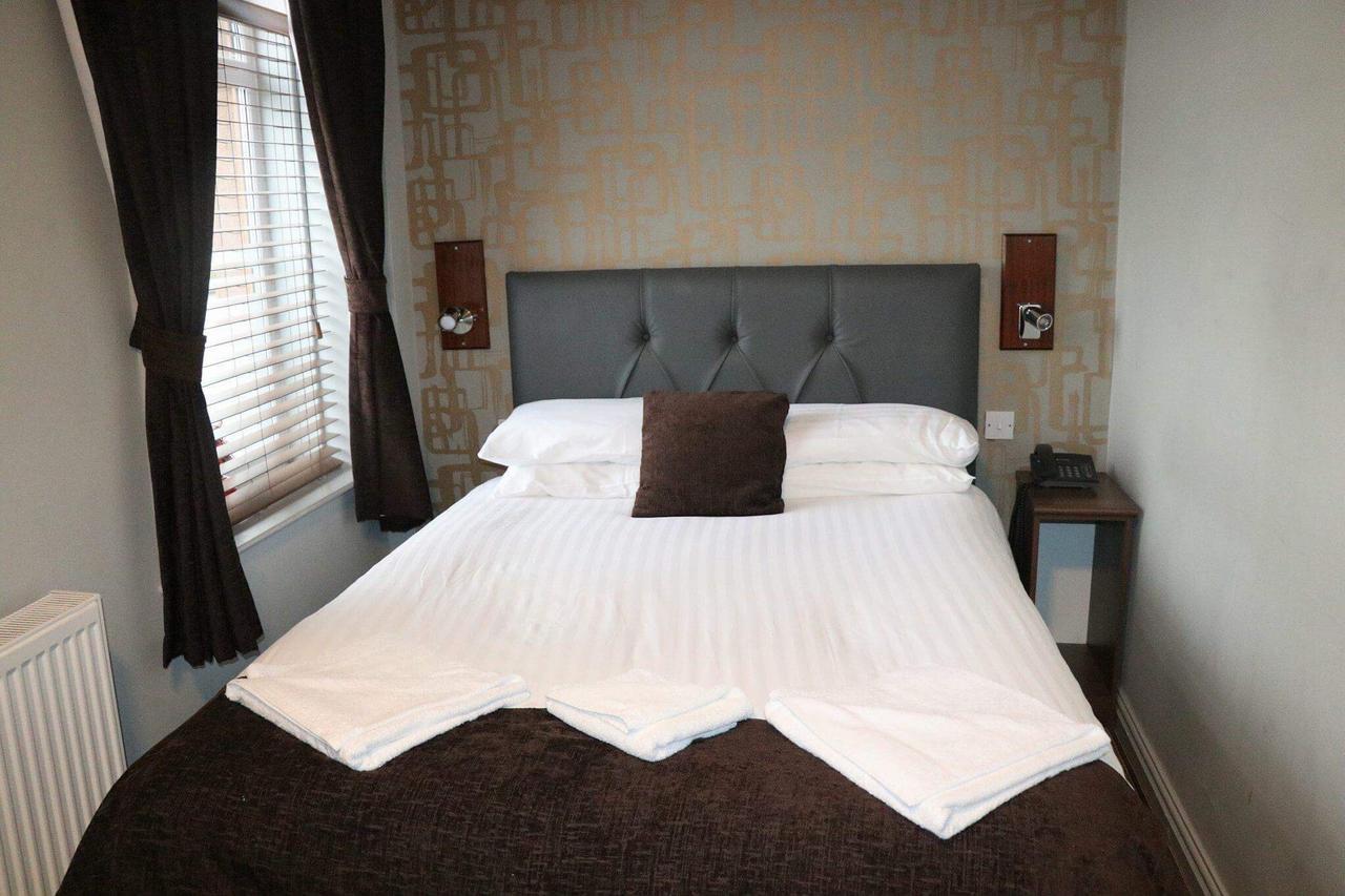 The Griffin Inn St Helens  Dış mekan fotoğraf